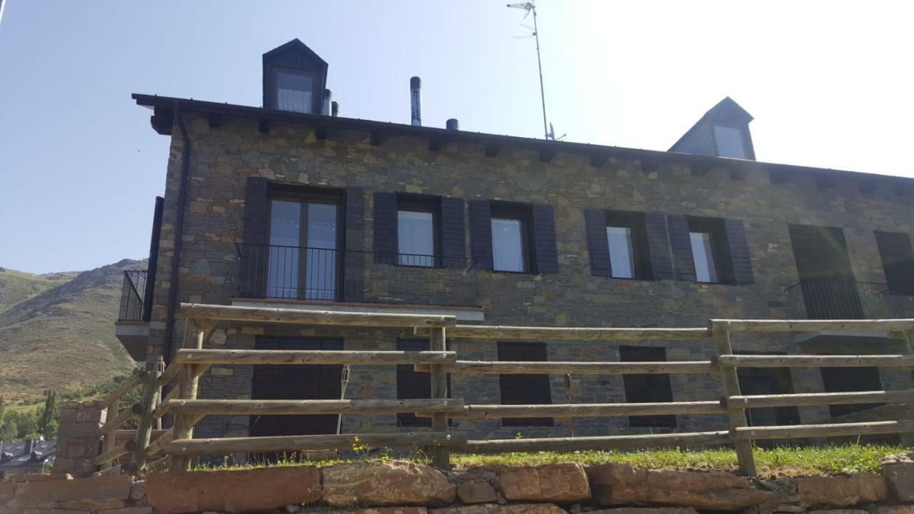 Apartamento L Auet Pla de l'Ermita Exteriér fotografie